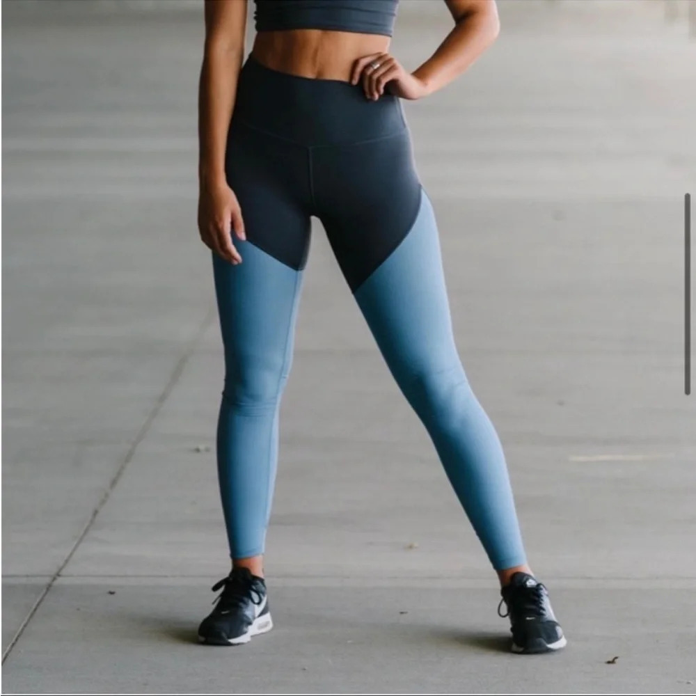 Zyia Storm Parallel Luxe High Rise Ribbed Leggings